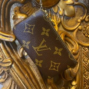 Louis Vuitton Key Cles Coin Pouch (AUTHENTIC)